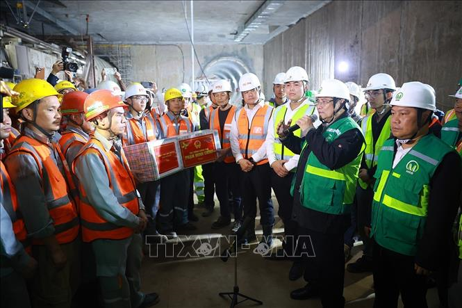 Thủ tướng Phạm Minh Chính: Quy hoạch phát triển ngành đường sắt với tầm nhìn trên 100 năm